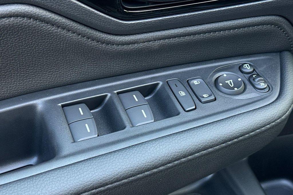 new 2026 Honda Odyssey car, priced at $55,155