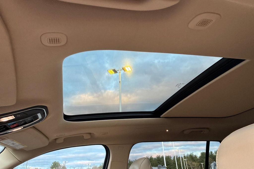 used 2022 Jeep Grand Cherokee L car, priced at $30,148