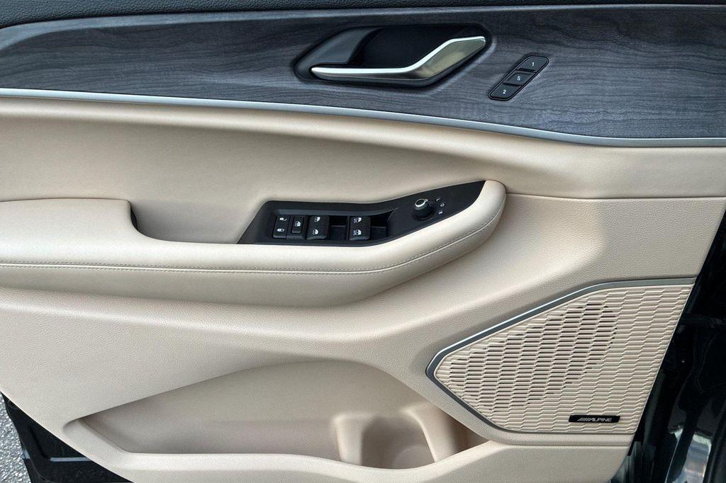 used 2022 Jeep Grand Cherokee L car, priced at $30,148