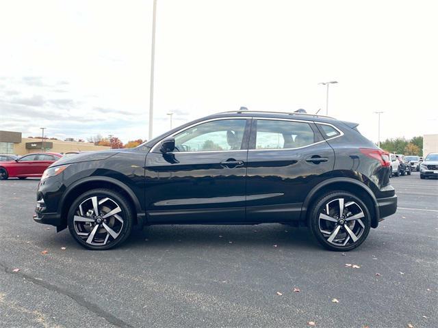 used 2022 Nissan Rogue Sport car, priced at $23,948