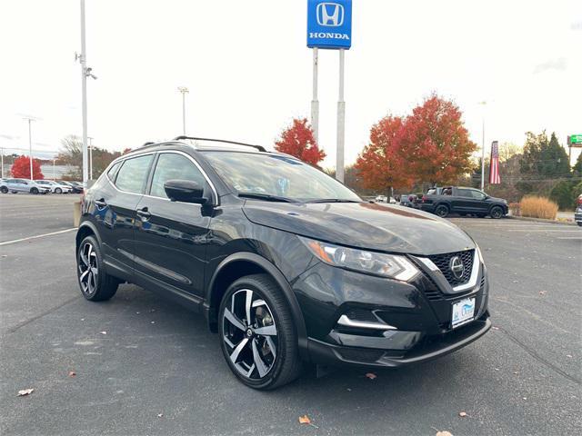 used 2022 Nissan Rogue Sport car, priced at $23,948