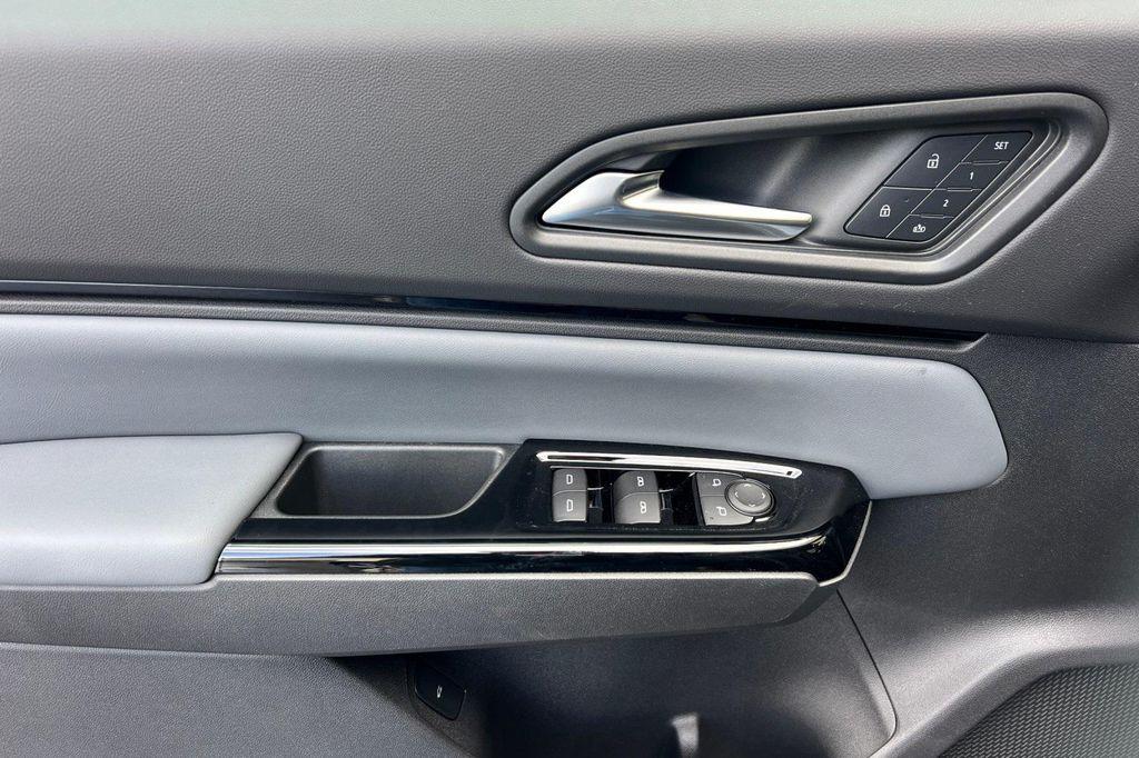 new 2025 Honda Prologue car, priced at $56,650