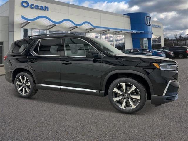 new 2025 Honda Pilot car, priced at $54,530