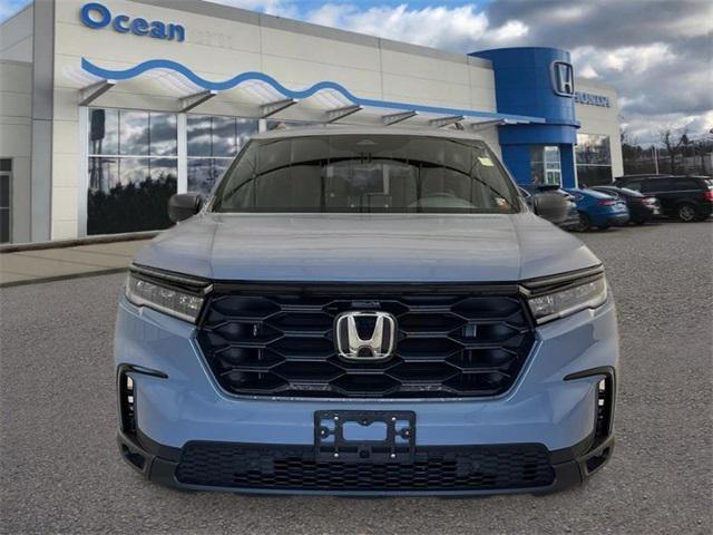 new 2025 Honda Pilot car, priced at $44,150