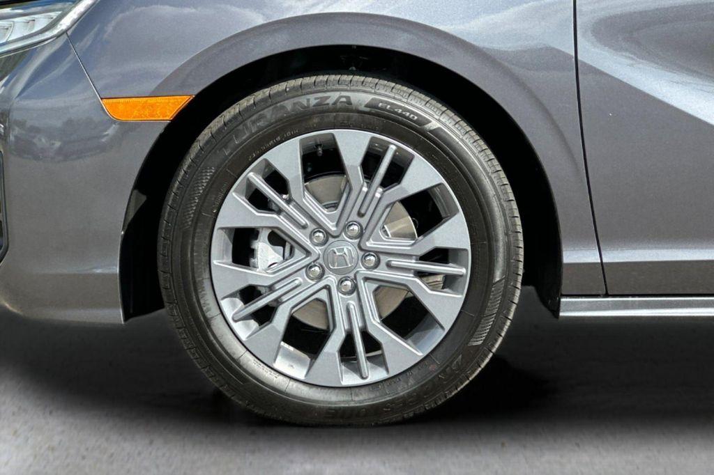 new 2026 Honda Odyssey car, priced at $50,020