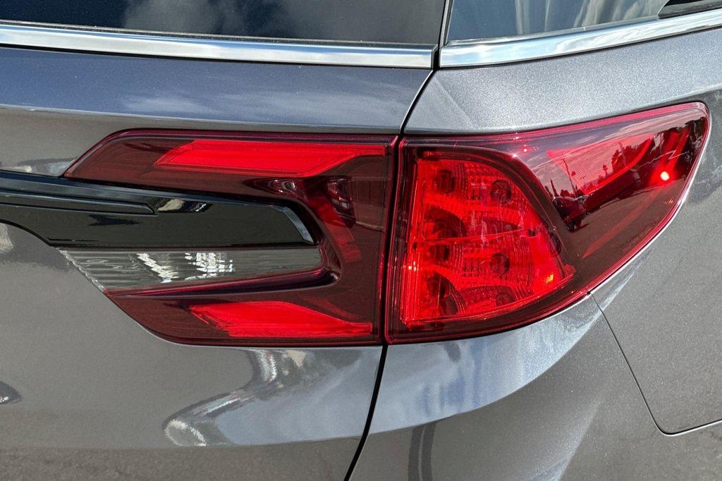 new 2026 Honda Odyssey car, priced at $50,020