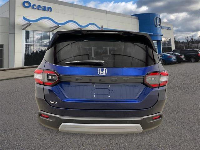 new 2025 Honda Pilot car, priced at $47,050