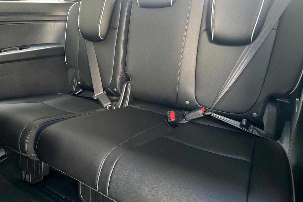 new 2026 Honda Odyssey car, priced at $49,810