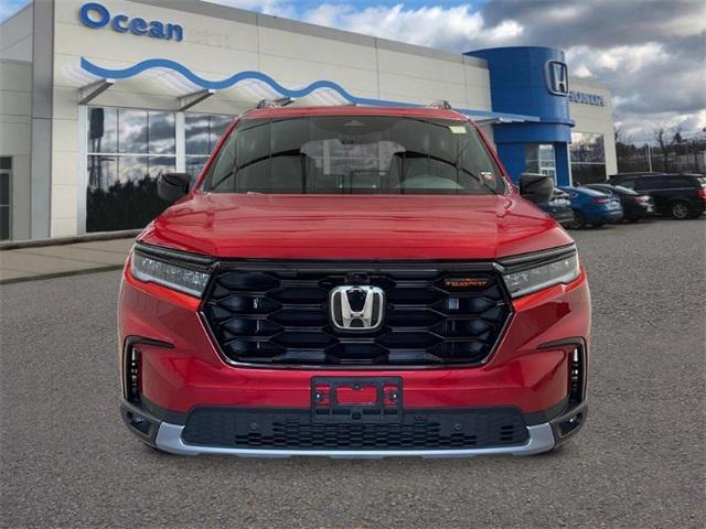 new 2025 Honda Pilot car, priced at $51,250