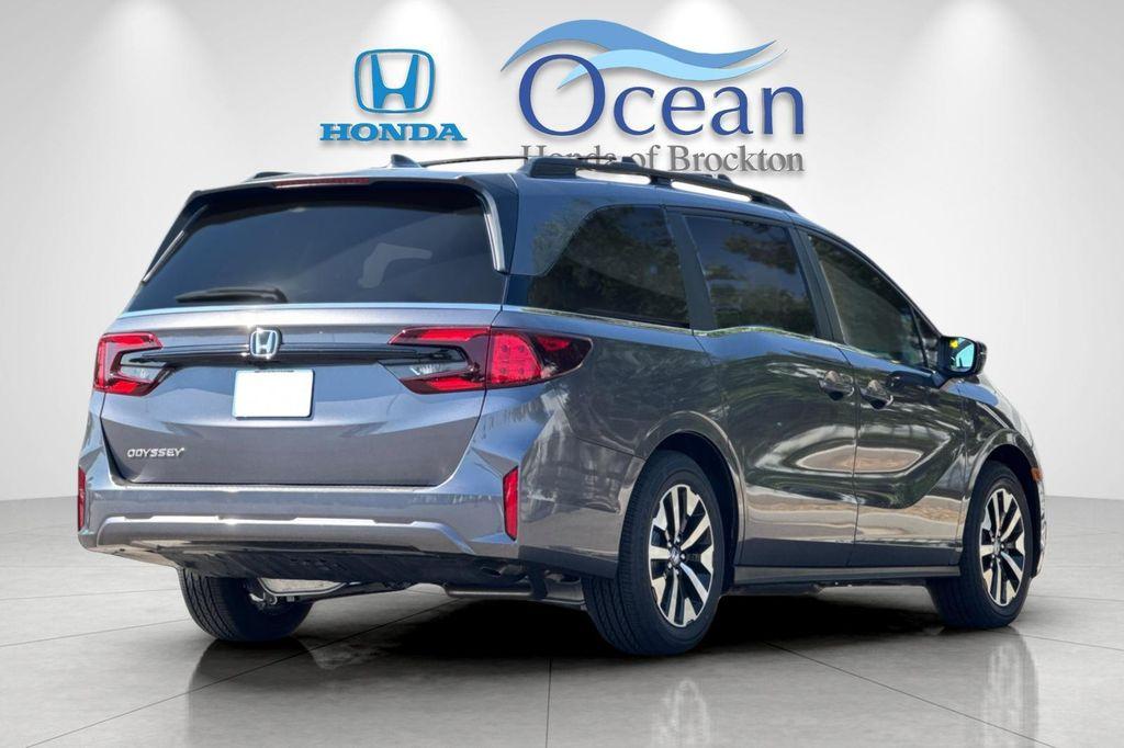 new 2026 Honda Odyssey car, priced at $45,685