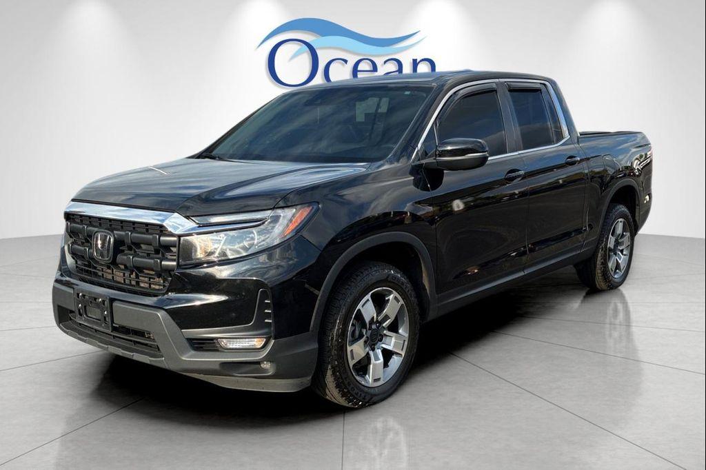 used 2025 Honda Ridgeline car, priced at $35,298