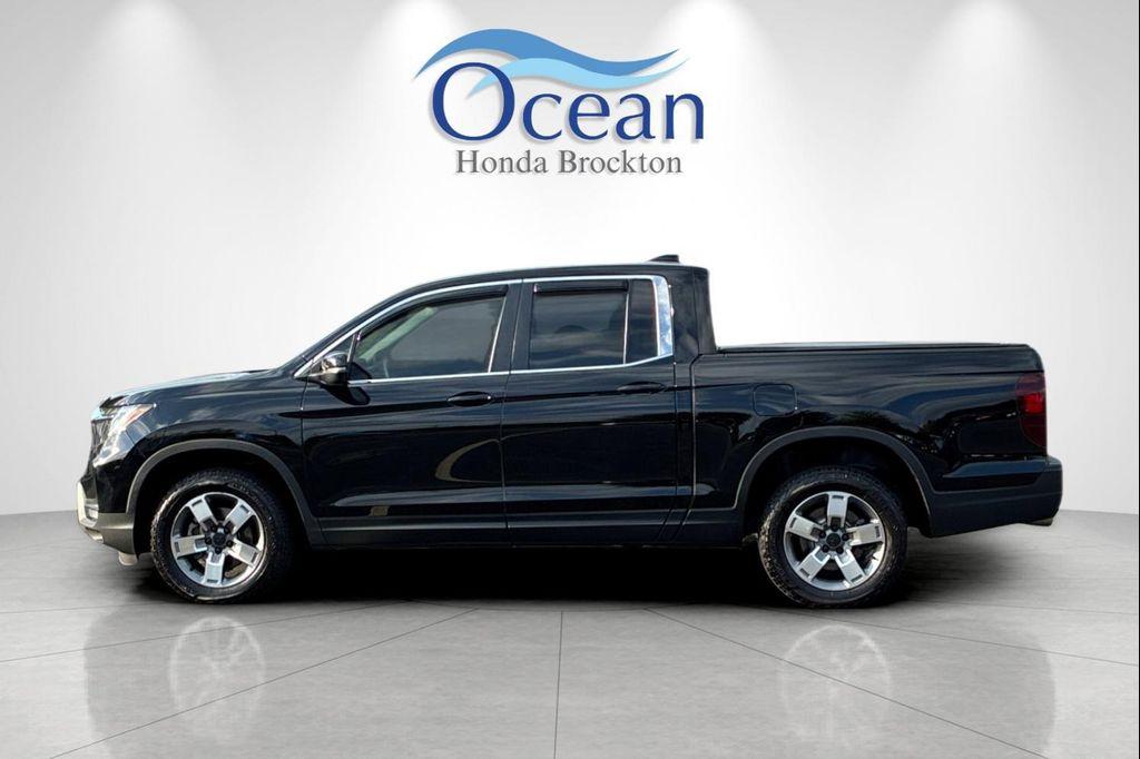 used 2025 Honda Ridgeline car, priced at $35,298