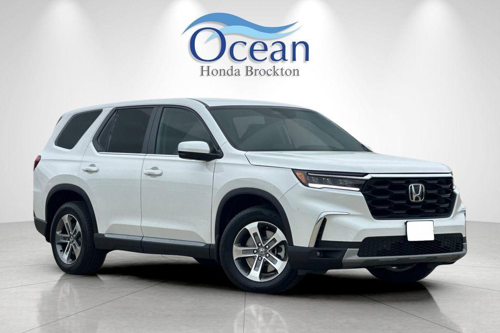 new 2025 Honda Pilot car, priced at $47,505