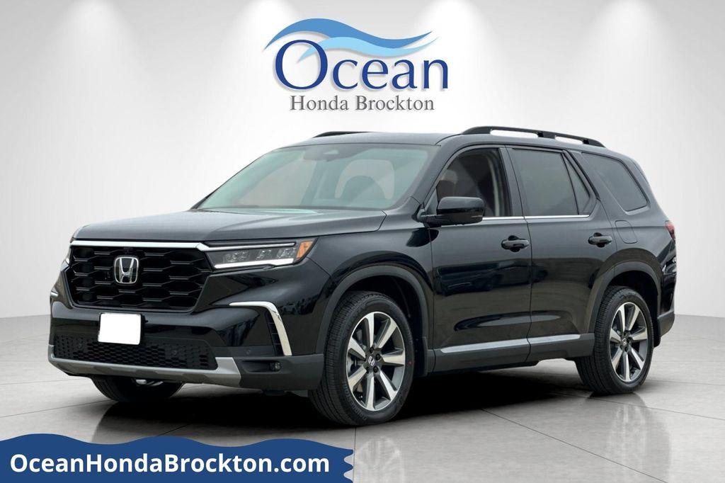 new 2025 Honda Pilot car, priced at $54,575