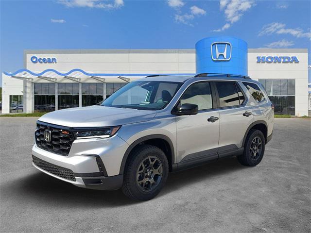 new 2025 Honda Pilot car, priced at $51,580