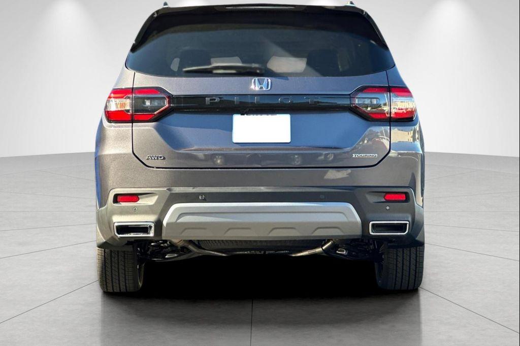new 2025 Honda Pilot car, priced at $52,995