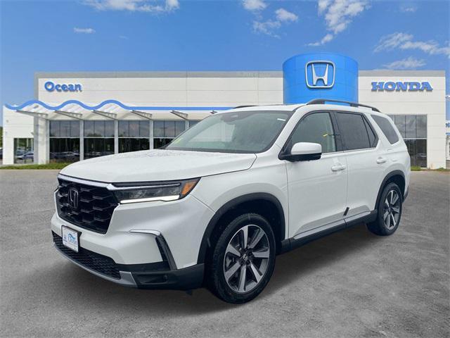 new 2025 Honda Pilot car, priced at $55,920