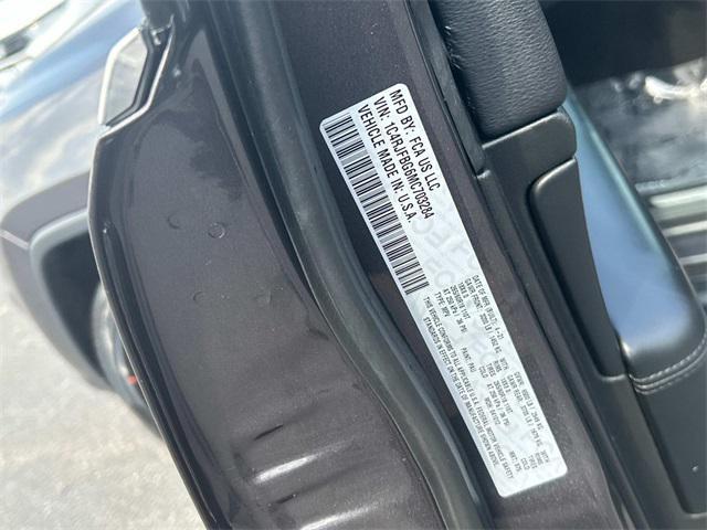 used 2021 Jeep Grand Cherokee car, priced at $28,263