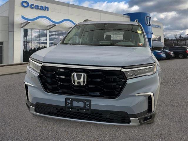 new 2025 Honda Pilot car, priced at $51,450