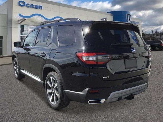 new 2025 Honda Pilot car, priced at $55,465