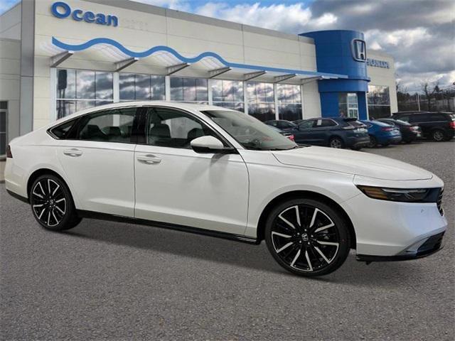 new 2025 Honda Accord Hybrid car, priced at $40,850