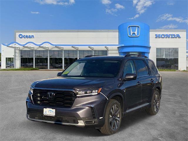 new 2025 Honda Pilot car, priced at $51,985