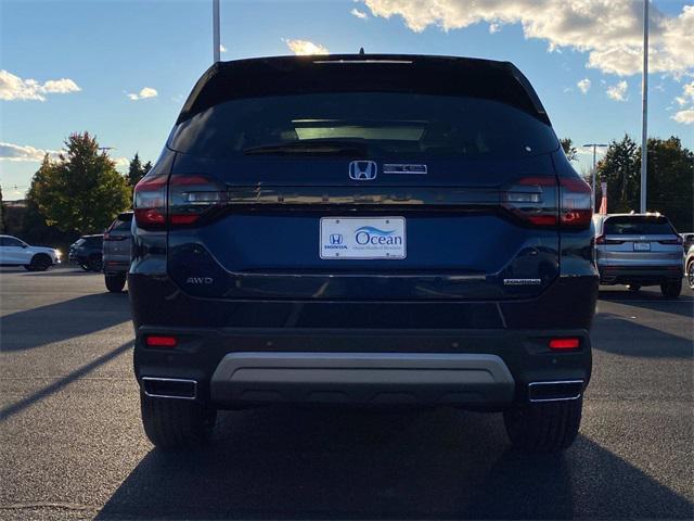 new 2025 Honda Pilot car, priced at $51,985