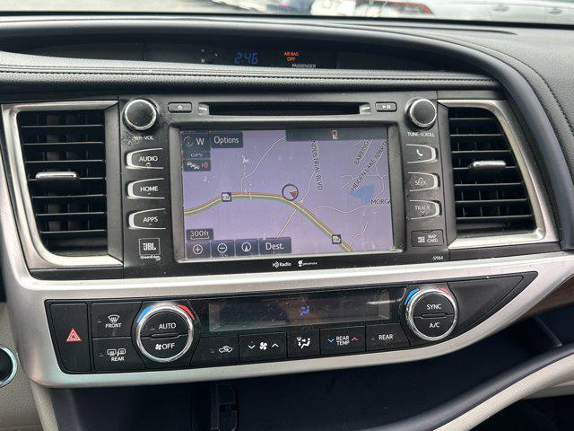 used 2015 Toyota Highlander car