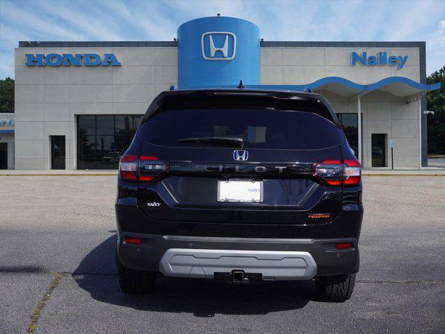 new 2025 Honda Pilot car, priced at $47,732