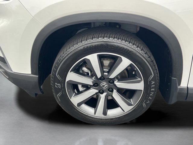 used 2024 Honda Pilot car, priced at $43,419