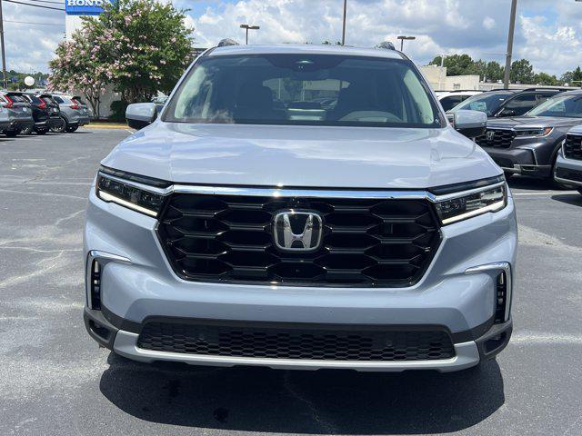 new 2025 Honda Pilot car, priced at $56,705