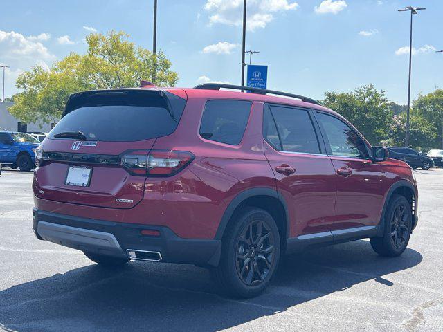 new 2025 Honda Pilot car, priced at $47,182