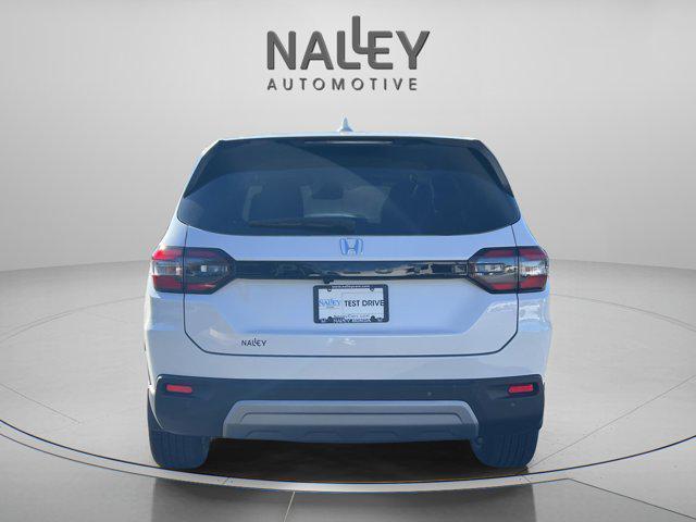 new 2025 Honda Pilot car, priced at $42,725