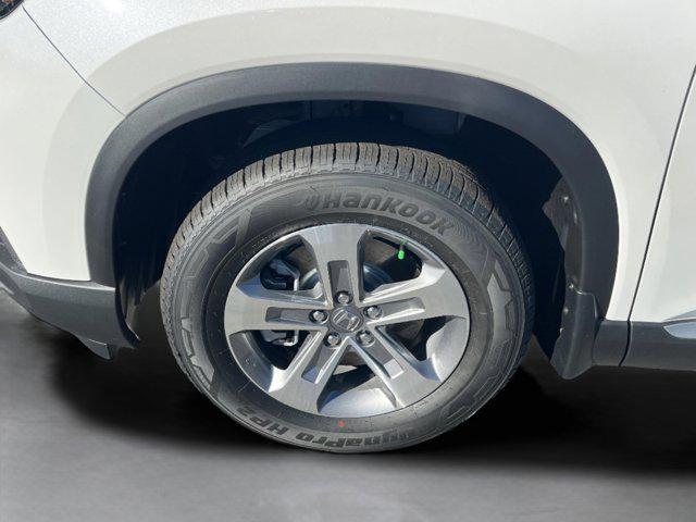 new 2025 Honda Pilot car, priced at $42,725