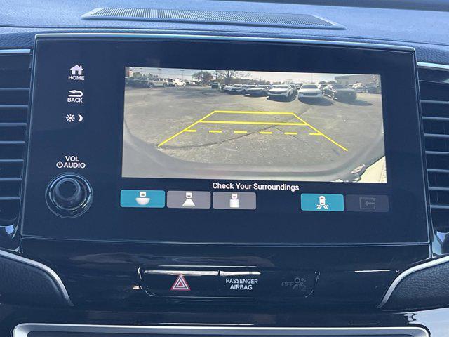 used 2021 Honda Pilot car, priced at $28,555