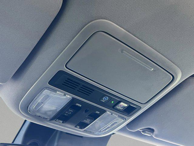 used 2021 Honda Pilot car, priced at $28,555