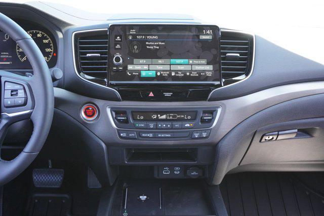 new 2025 Honda Ridgeline car, priced at $39,713