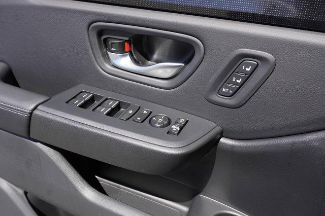 new 2025 Honda Pilot car, priced at $54,985