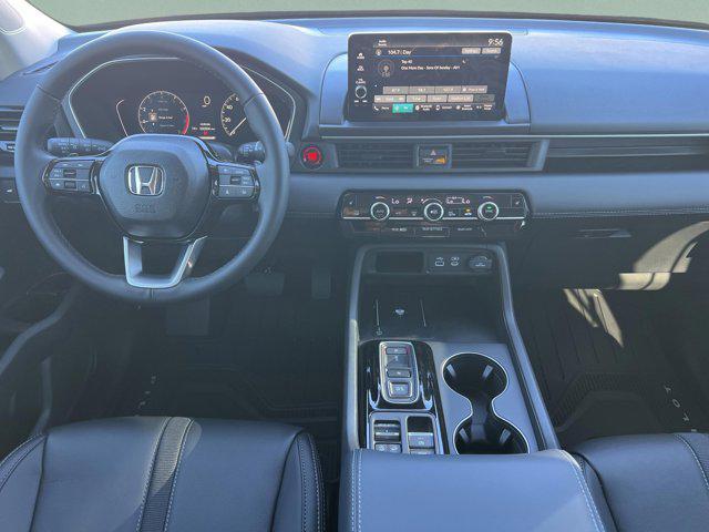 new 2025 Honda Pilot car, priced at $42,298