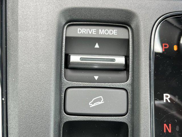 new 2026 Honda CR-V Hybrid car, priced at $38,161