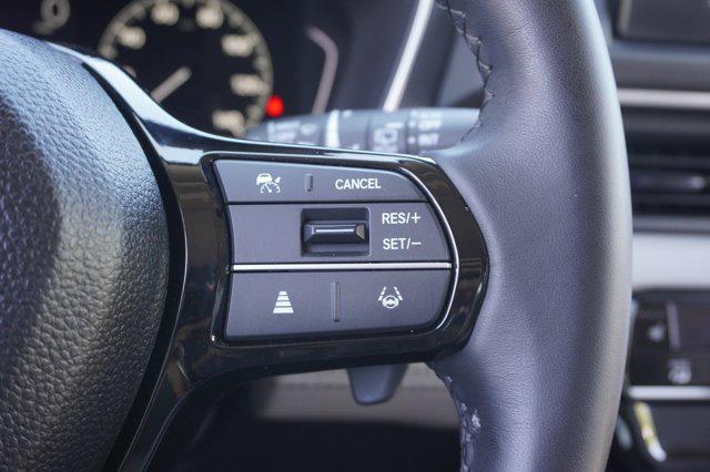 used 2025 Honda Pilot car, priced at $45,397
