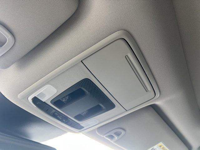 new 2025 Honda Pilot car, priced at $46,875
