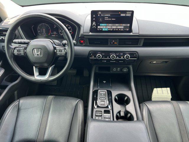 used 2023 Honda Pilot car, priced at $35,717