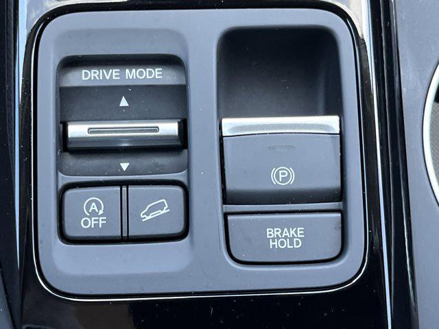used 2025 Honda Pilot car, priced at $46,980