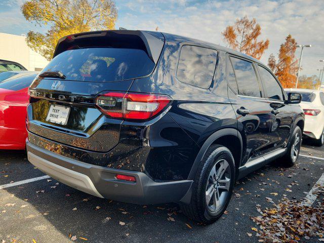used 2025 Honda Pilot car, priced at $43,538