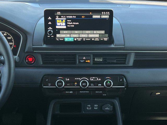 used 2025 Honda Pilot car, priced at $42,699