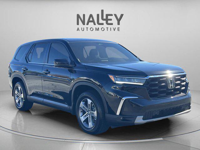 used 2025 Honda Pilot car, priced at $42,699