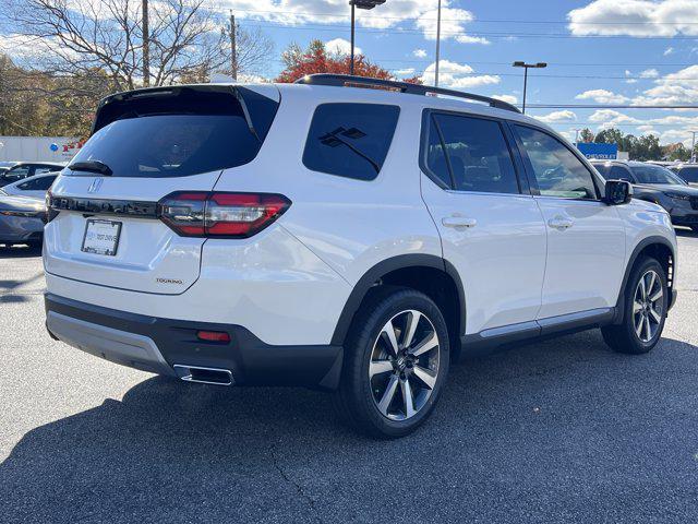 new 2025 Honda Pilot car, priced at $49,450