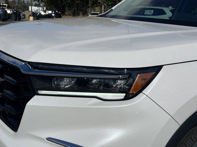 new 2025 Honda Pilot car, priced at $49,450