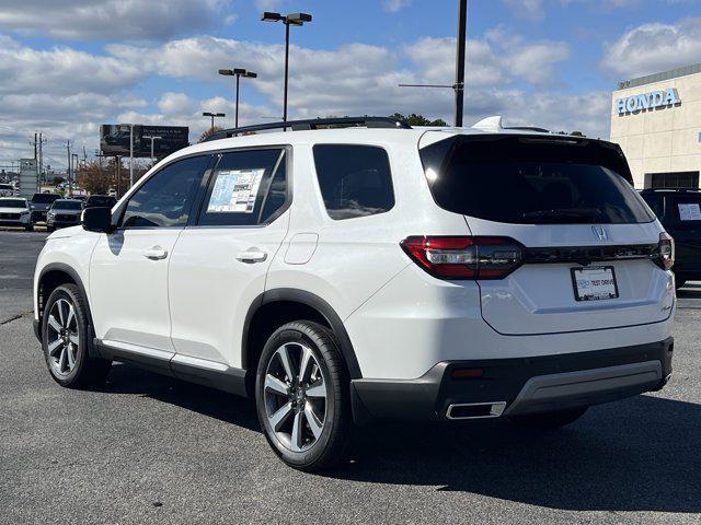new 2025 Honda Pilot car, priced at $49,450